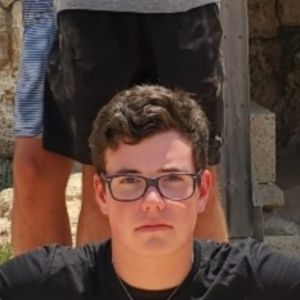 Meet your Posher, Ethan